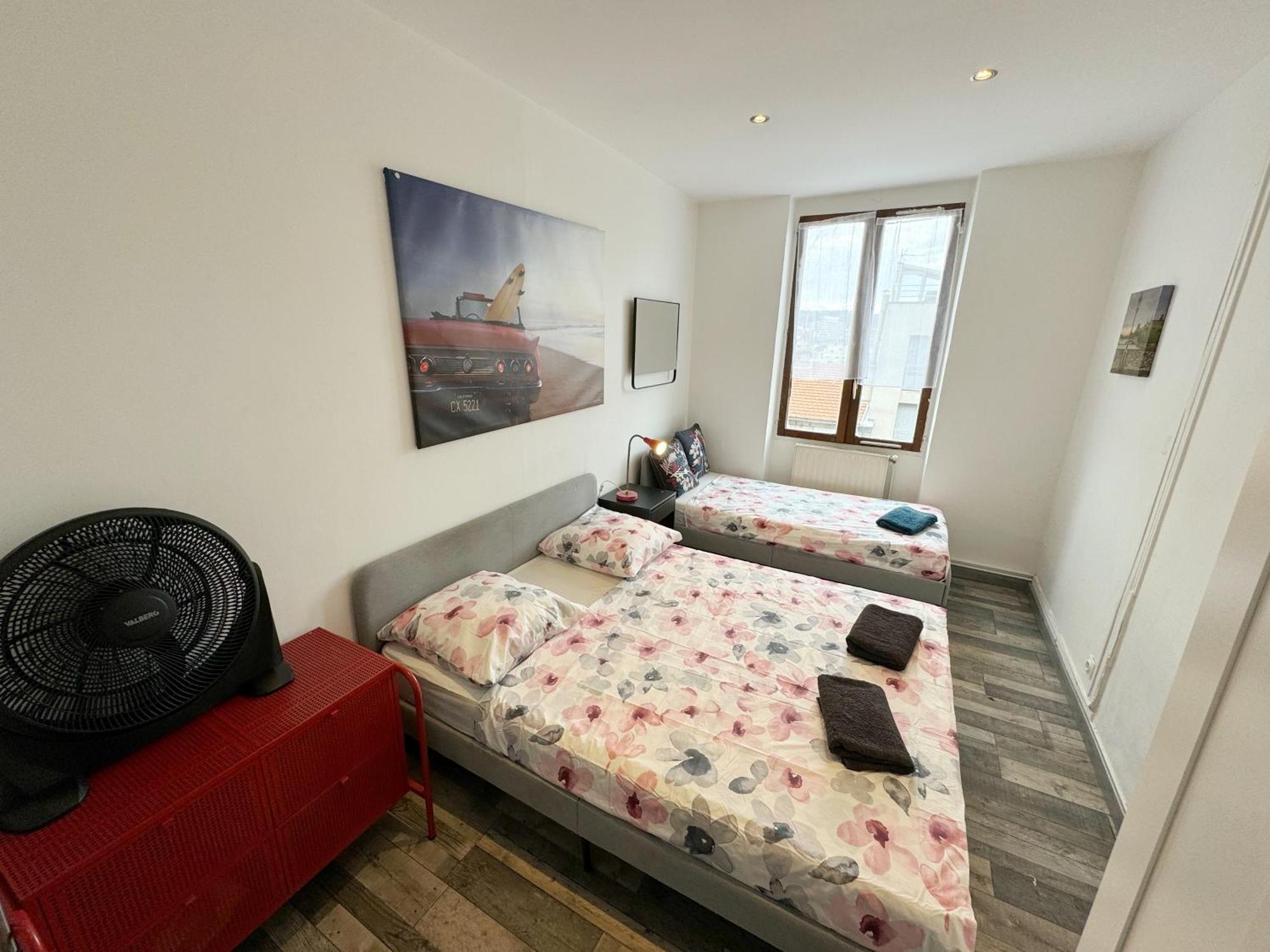 012 Chic & Cosy F2 34M2 Hypercentre Wifi Smart Tv Netflix Apartman Saint-Etienne  Kültér fotó